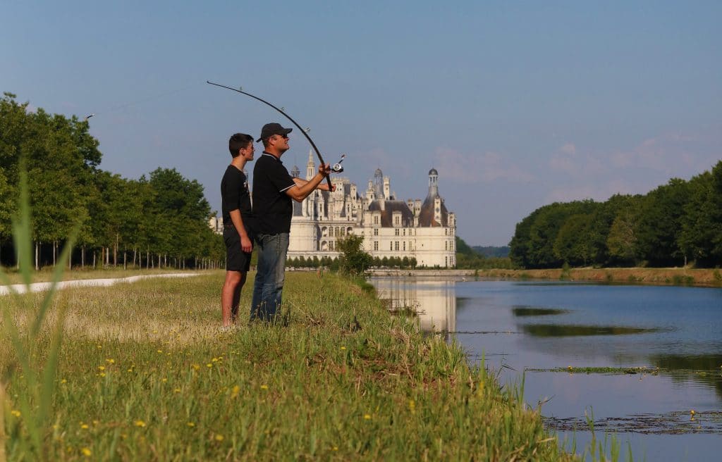 Location de postes de Pêche à Chambord Château de Chambord