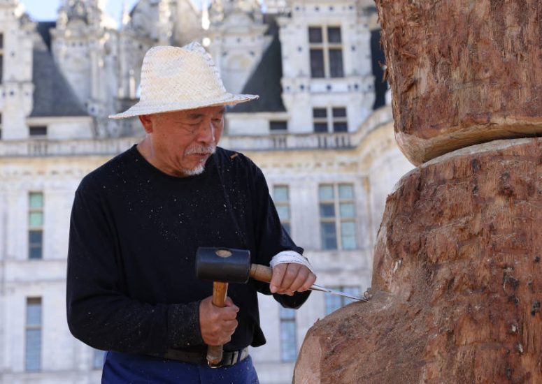 Retour de l'oeuvre de Wang Keping